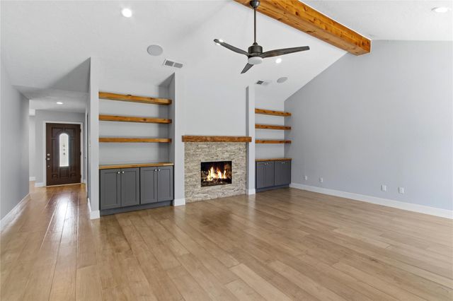 512 Chalmette Street, League City, TX 77573