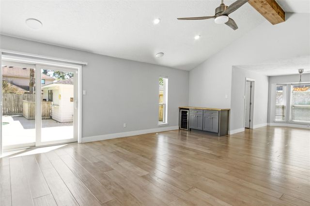 512 Chalmette Street, League City, TX 77573