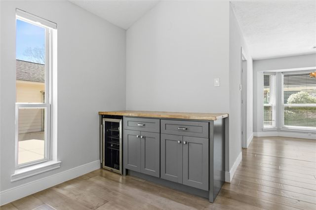 512 Chalmette Street, League City, TX 77573