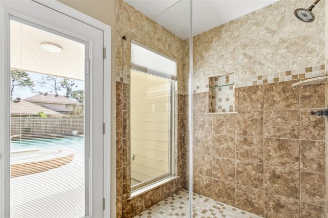 512 Chalmette Street, League City, TX 77573