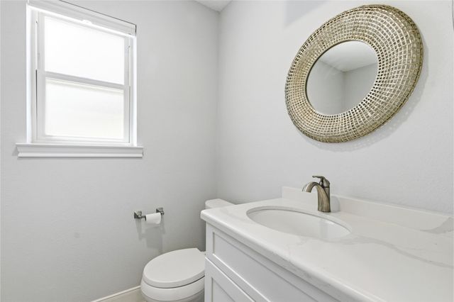 512 Chalmette Street, League City, TX 77573