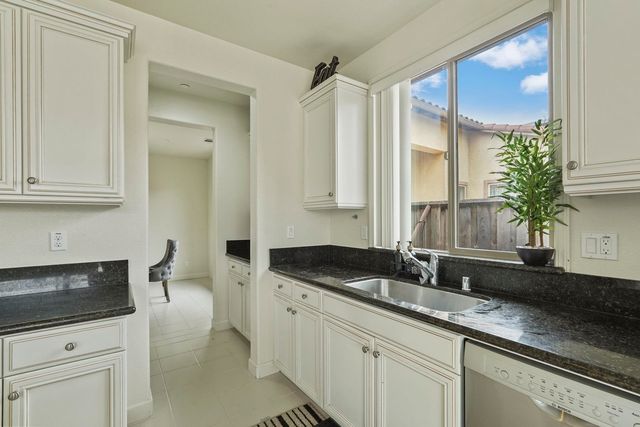 1140 Duomo Way, Manteca, CA 95337