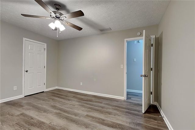 1570 Rose Pointe Drive, Loganville, GA 30052