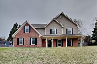 1570 Rose Pointe Drive, Loganville, GA 30052