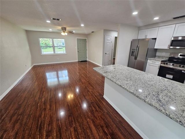 34911 ANSLEY AVENUE, Dade City, FL 33523
