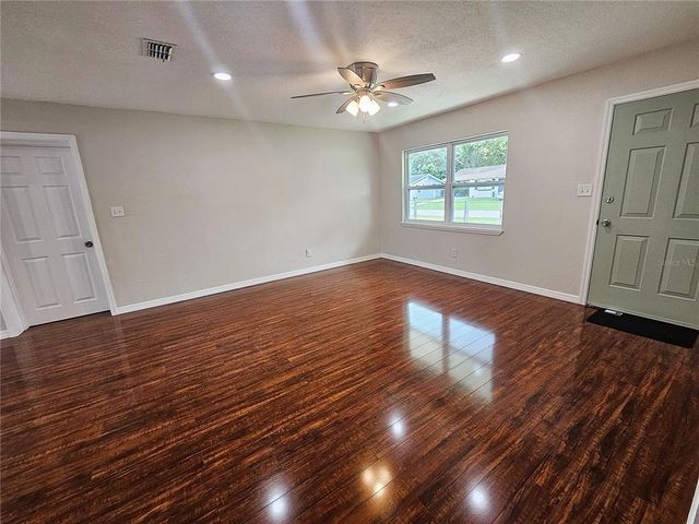 34911 ANSLEY AVENUE, Dade City, FL 33523