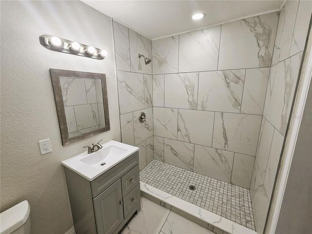 34911 ANSLEY AVENUE, Dade City, FL 33523