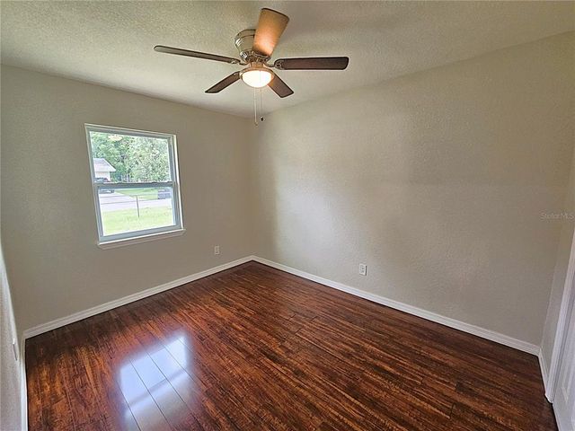 34911 ANSLEY AVENUE, Dade City, FL 33523