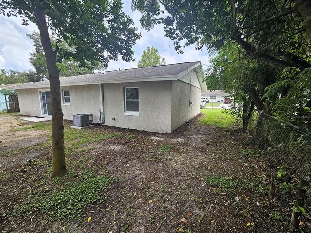 34911 ANSLEY AVENUE, Dade City, FL 33523