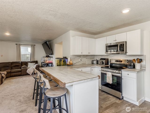 65 NW Shintaffer Street, Castle Rock, WA 98611