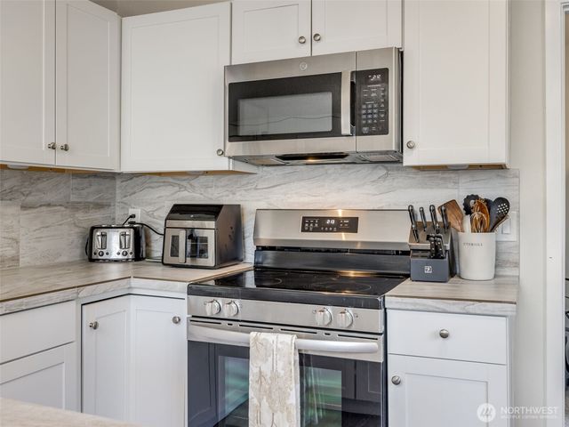 65 NW Shintaffer Street, Castle Rock, WA 98611