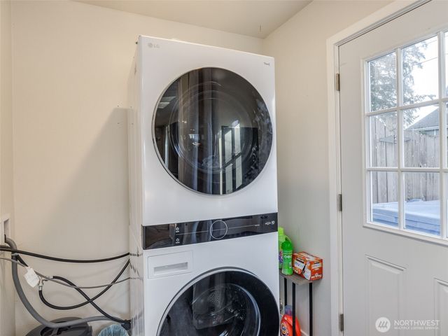 65 NW Shintaffer Street, Castle Rock, WA 98611