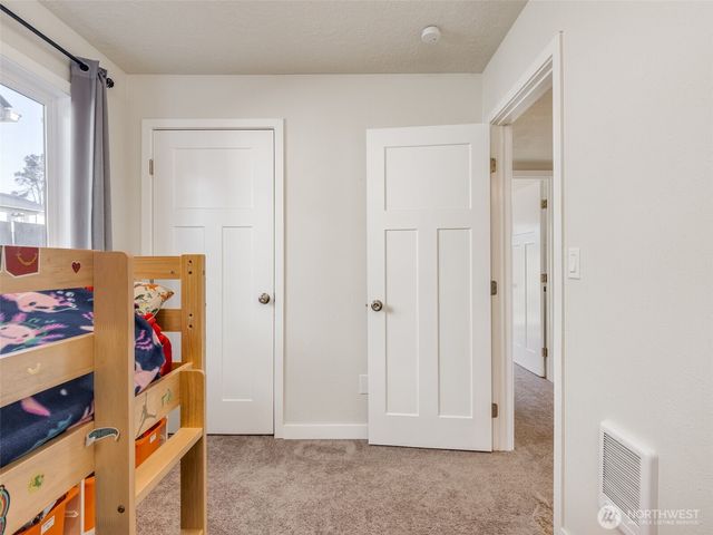 65 NW Shintaffer Street, Castle Rock, WA 98611