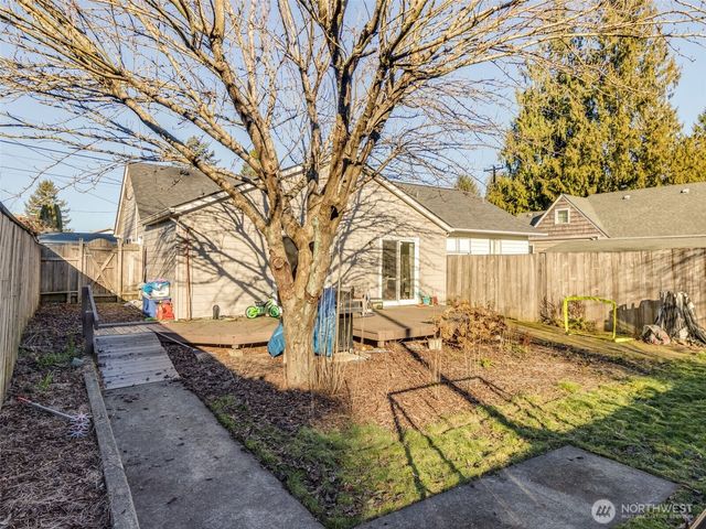 65 NW Shintaffer Street, Castle Rock, WA 98611