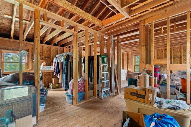 802 S Teut ROAD, Burlington, WI 53105