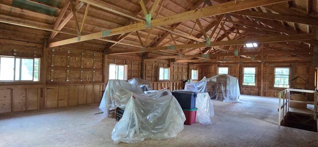802 S Teut ROAD, Burlington, WI 53105