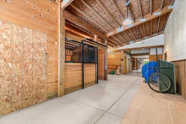 802 S Teut ROAD, Burlington, WI 53105