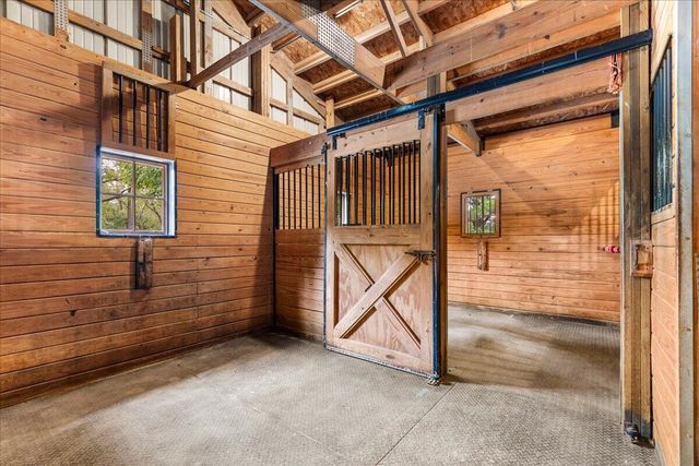 802 S Teut ROAD, Burlington, WI 53105