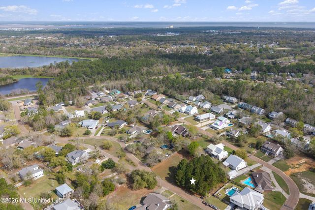 128 Lakewood Drive, Waveland, MS 39576