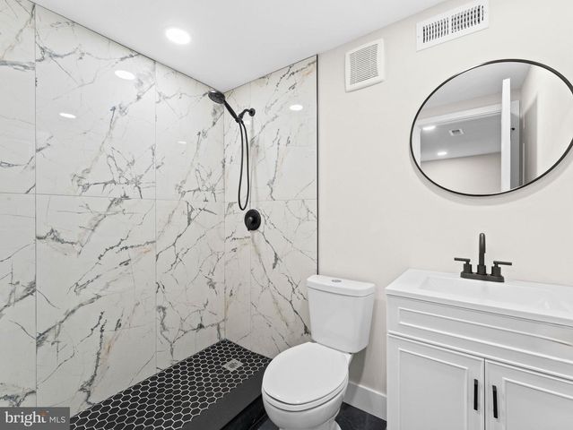 1002 N 65TH ST, Philadelphia, PA 19151