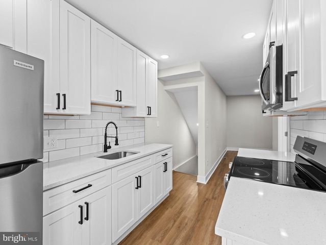 1002 N 65TH ST, Philadelphia, PA 19151