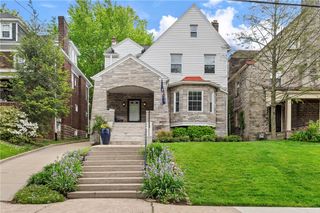5440 Bartlett St, Squirrel Hill, PA 15217