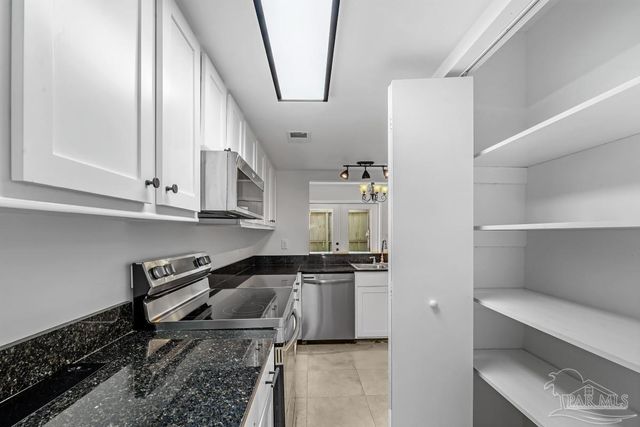 3250 Fernwood Dr, Gulf Breeze, FL 32563