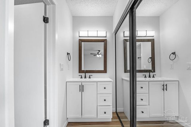 3250 Fernwood Dr, Gulf Breeze, FL 32563