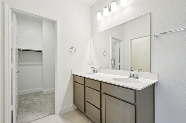 2724 Goldfinch Drive, Denton, TX 76205