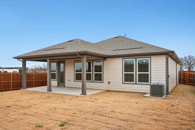 2724 Goldfinch Drive, Denton, TX 76205