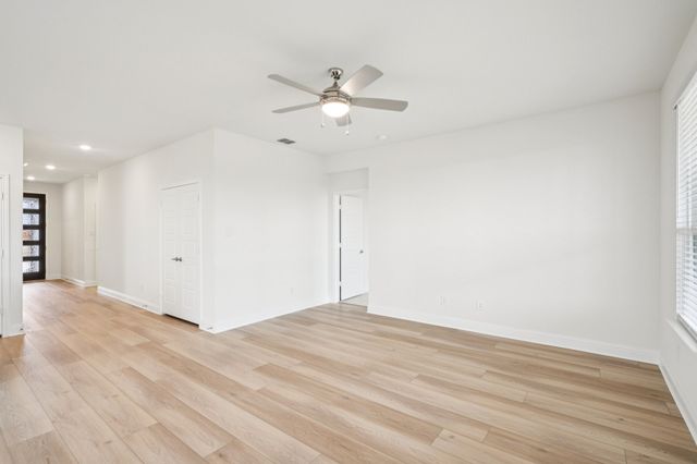 2724 Goldfinch Drive, Denton, TX 76205