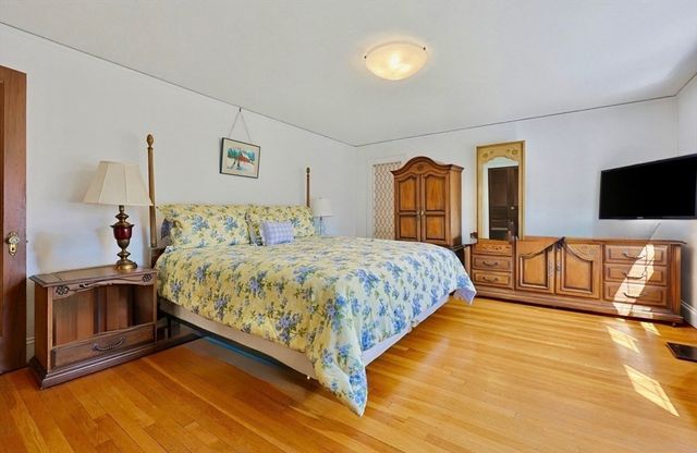 33 Princess Road, Newton, MA 02465