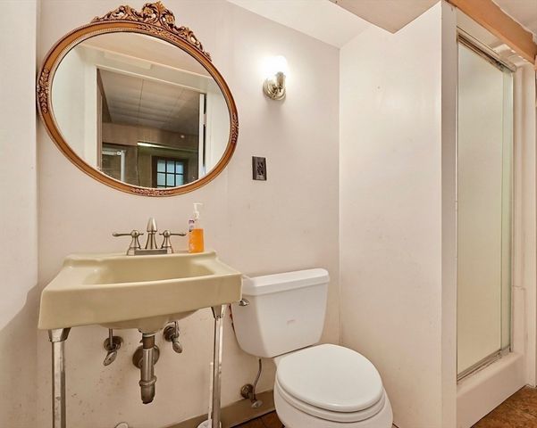 33 Princess Road, Newton, MA 02465