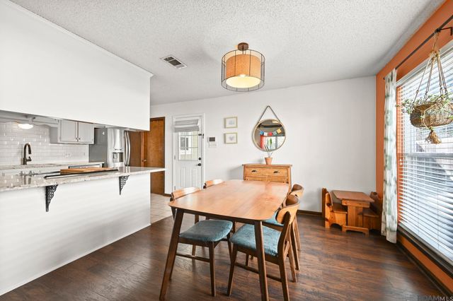 7814 Chairman Ave, Baton Rouge, LA 70817