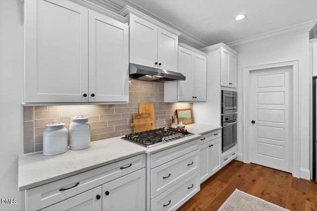 65 N Flanders Street, Chapel Hill, NC 27517