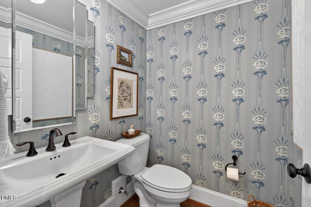 65 N Flanders Street, Chapel Hill, NC 27517