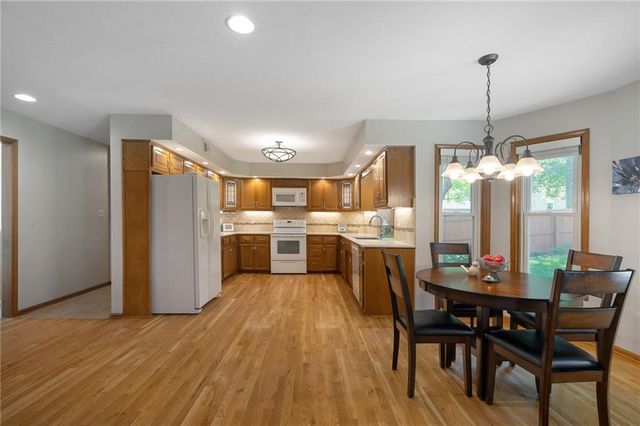 14610 W 83rd Street, Lenexa, KS 66215