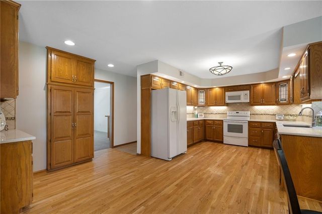 14610 W 83rd Street, Lenexa, KS 66215