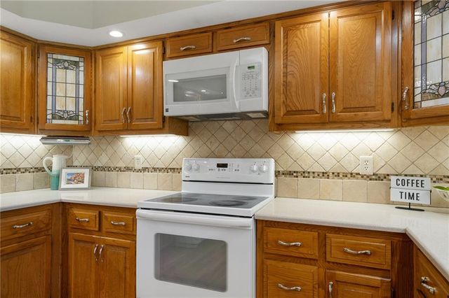 14610 W 83rd Street, Lenexa, KS 66215