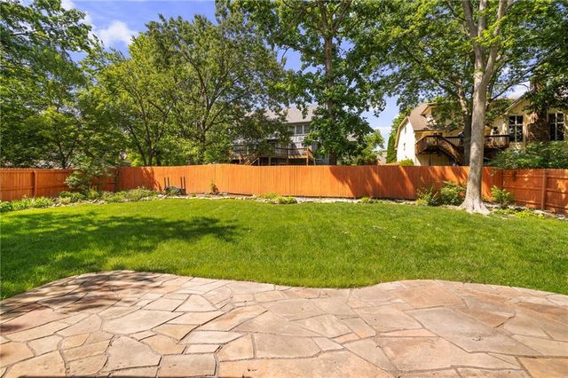 14610 W 83rd Street, Lenexa, KS 66215