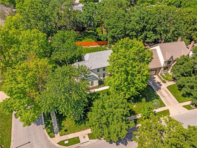 14610 W 83rd Street, Lenexa, KS 66215
