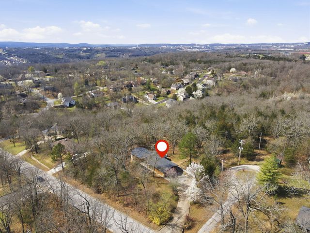 104 South Drive, Branson, MO 65616