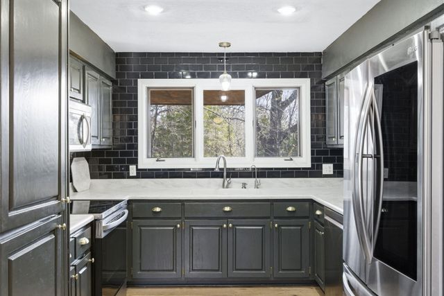 104 South Drive, Branson, MO 65616