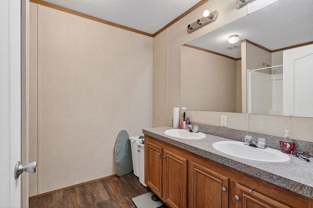 582 Doug Luna Rd, Walling, TN 38587