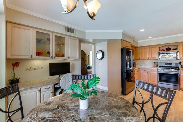16439 S 34th Way, Phoenix, AZ 85048