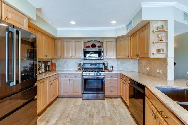 16439 S 34th Way, Phoenix, AZ 85048