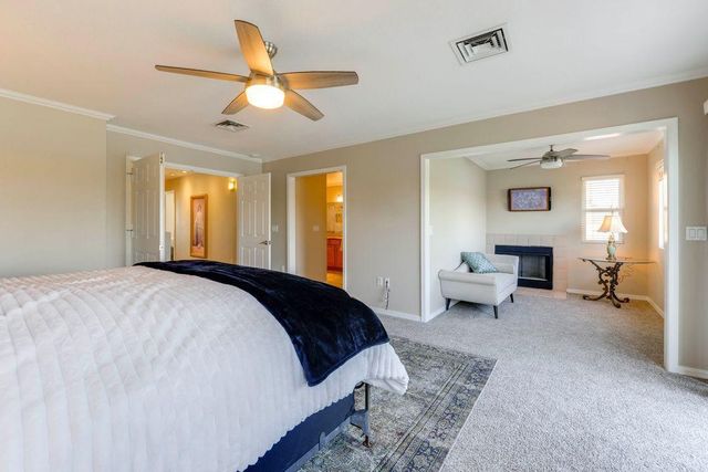 16439 S 34th Way, Phoenix, AZ 85048