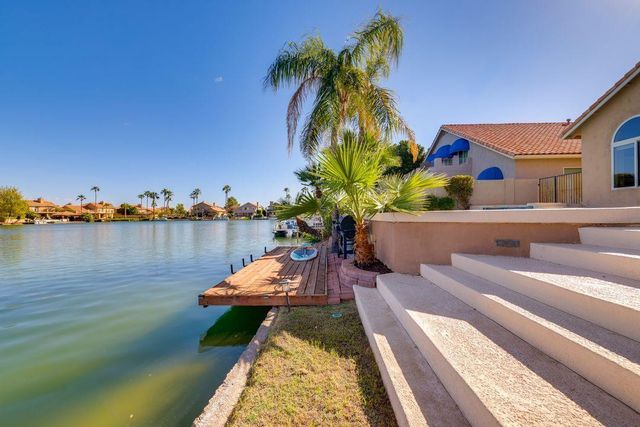 16439 S 34th Way, Phoenix, AZ 85048