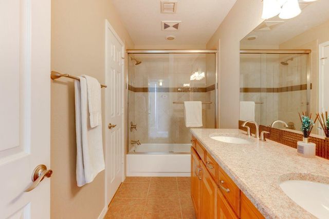 16439 S 34th Way, Phoenix, AZ 85048