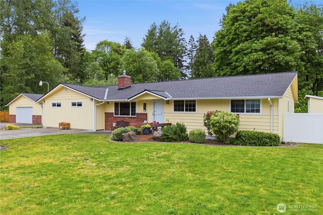 2727 108th Avenue E, Edgewood, WA 98372
